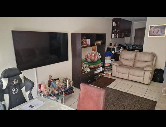 2 BEDROOM APARTMENT FOR SALE IN PARLOCK